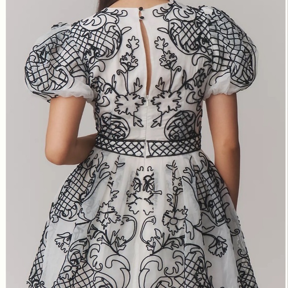 Anthropologie Maeve Puff Sleeve Mini Dress Size 6 Stunning and Brand New! NWT - Picture 2 of 7